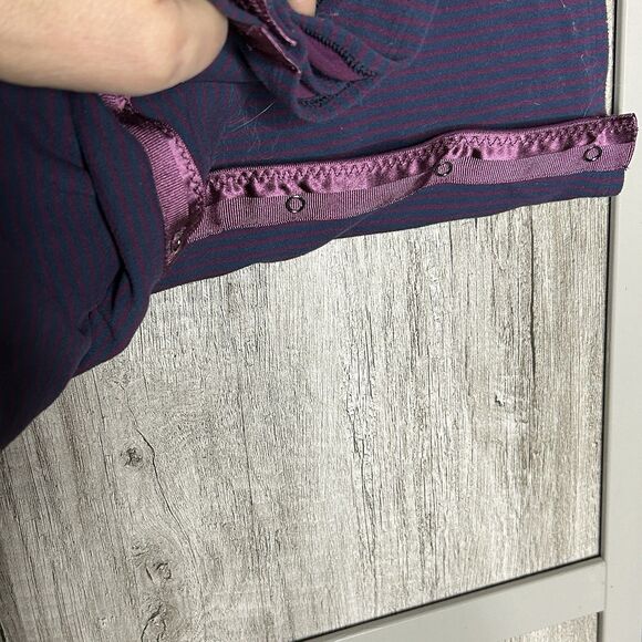 Lululemon Infinity Scarf Purple - Picture 4 of 4